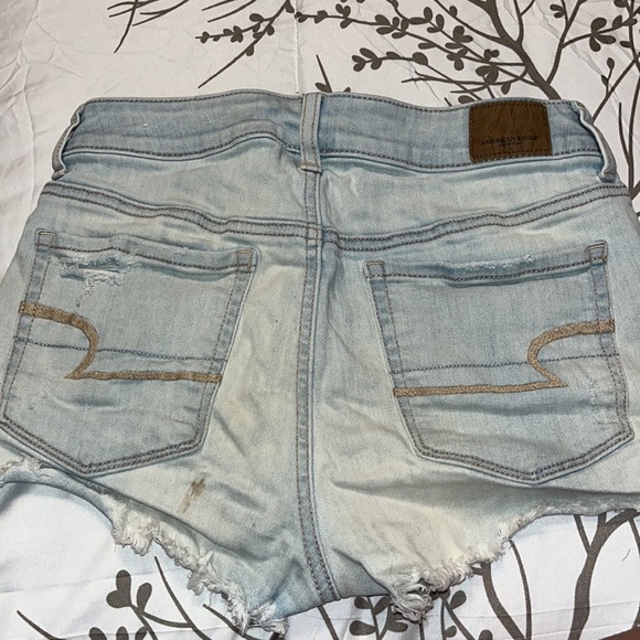American eagle super stretch jean shorts, size 6 - Picture 2 of 5